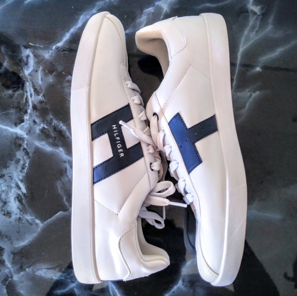 mens tommy hilfiger rezz casual shoe